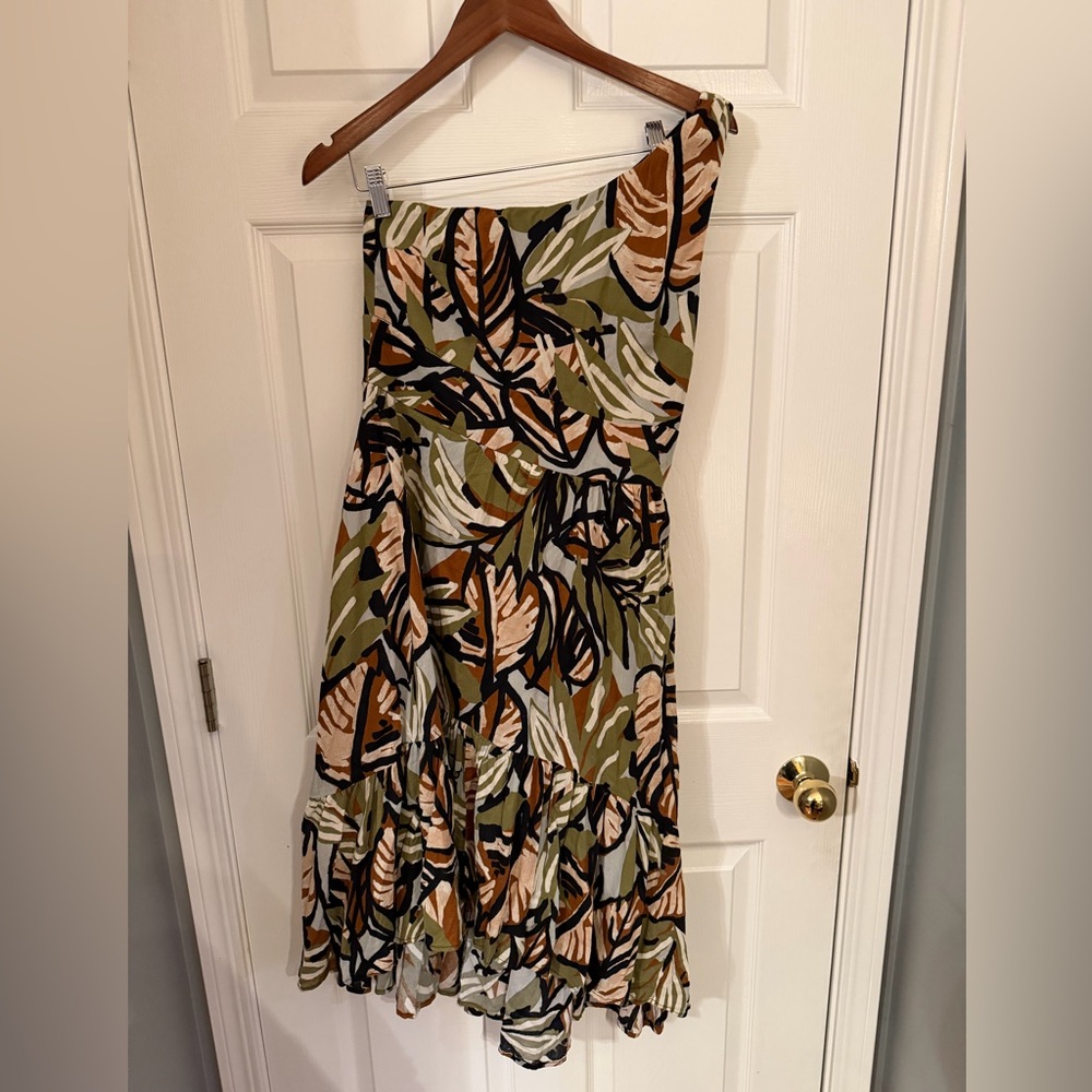 Francesca's Collections One-Shoulder Dress - Olive and Tan Leaf Print